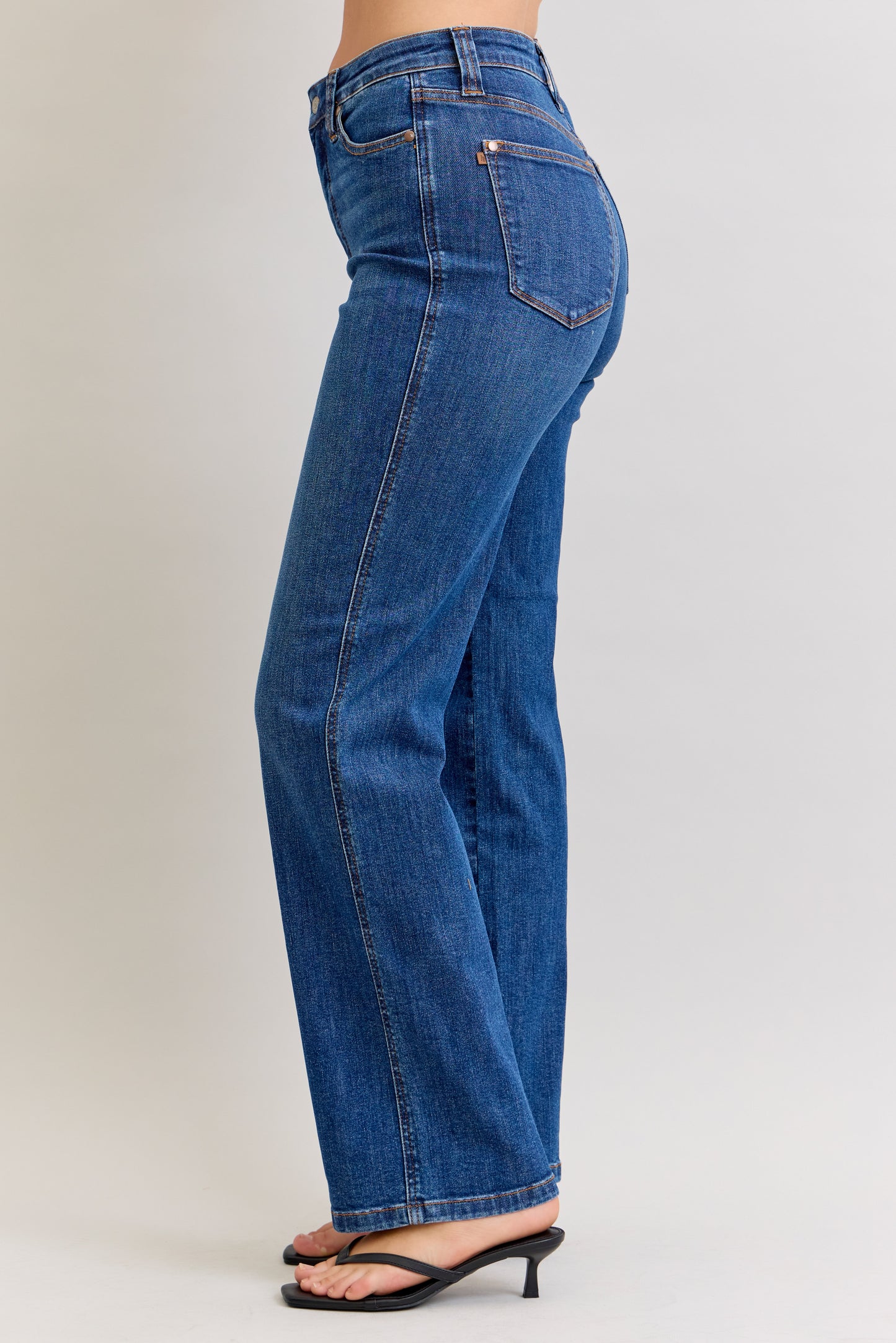 WALK THIS WAY JEAN
