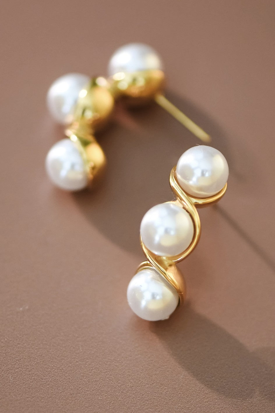 PEARLA EARRINGS