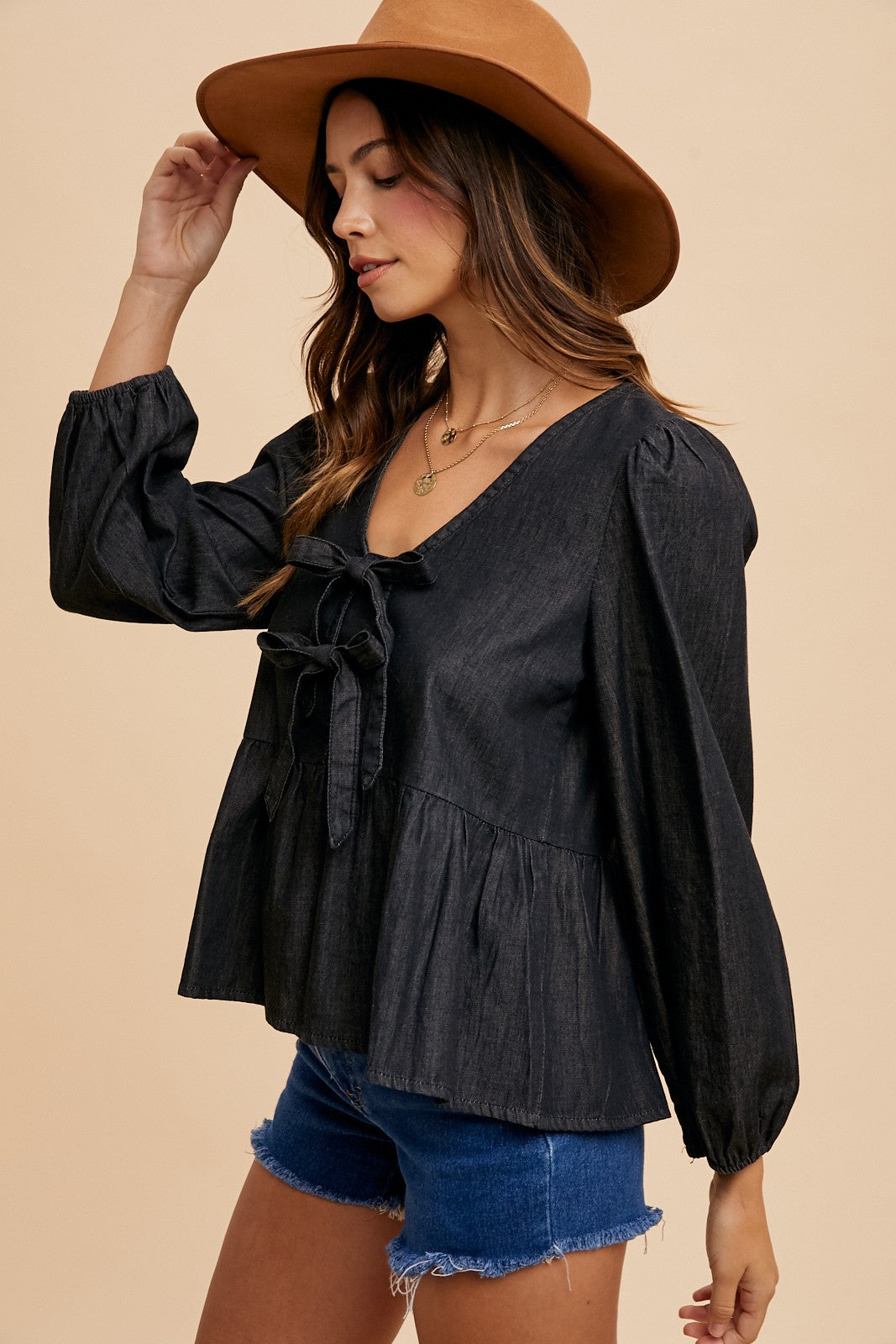 KNOT YOUR AVERAGE TOP