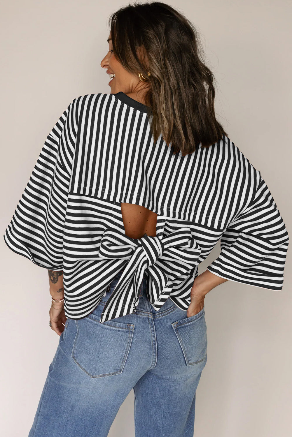 BREEZY TEE
