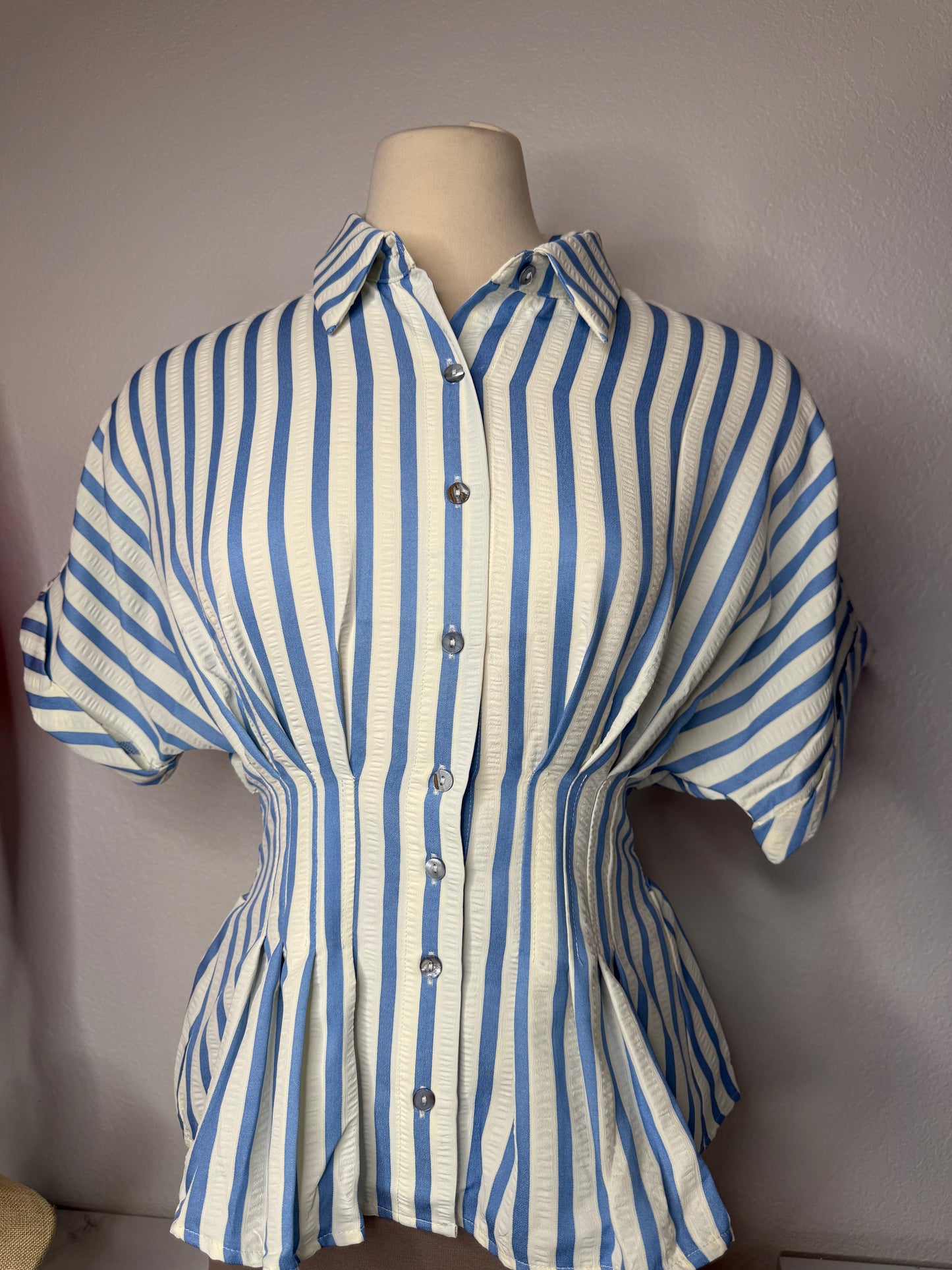 IN LEAD BLUE PINTUCK TOP