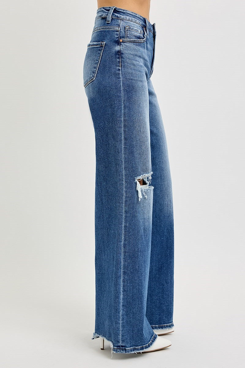 WALK MY WAY RISEN JEANS