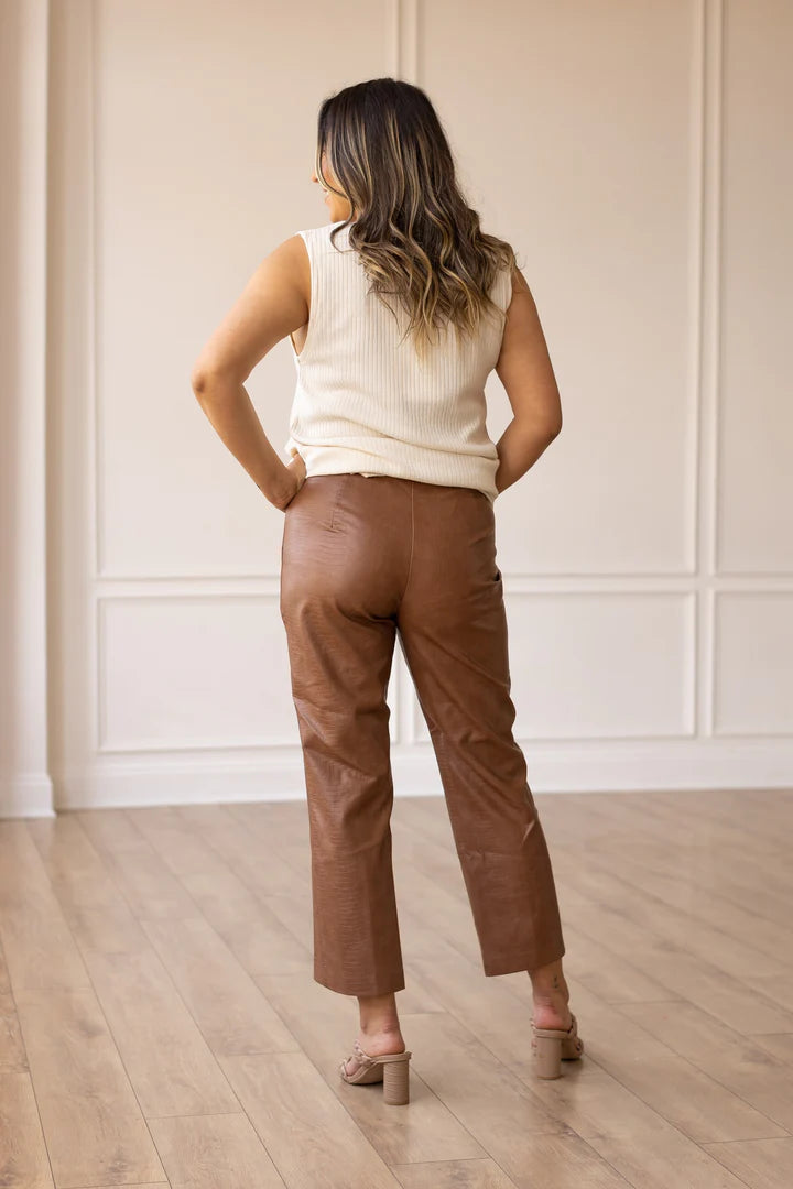WITH THE TREND LEATHER PANTS