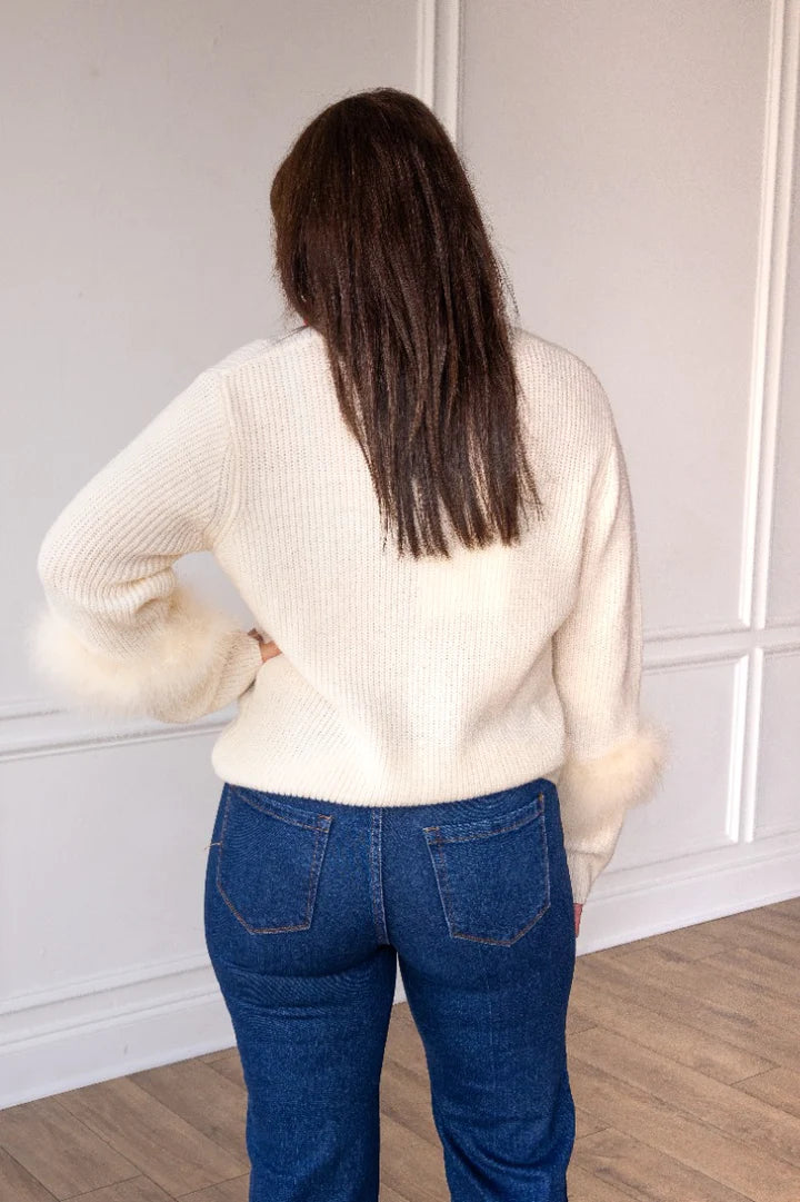 KEEP ME COZY SWEATER