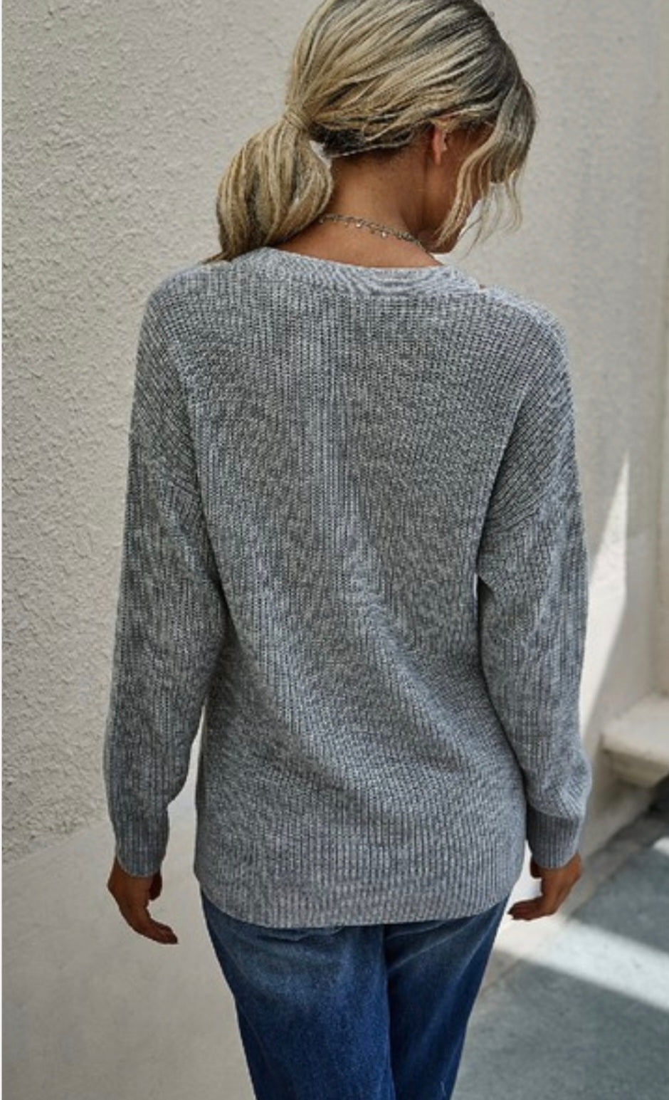 FLIRTY SWEATER