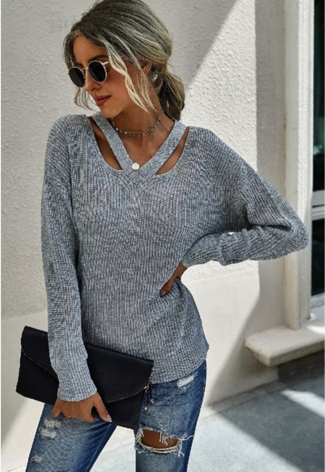 FLIRTY SWEATER