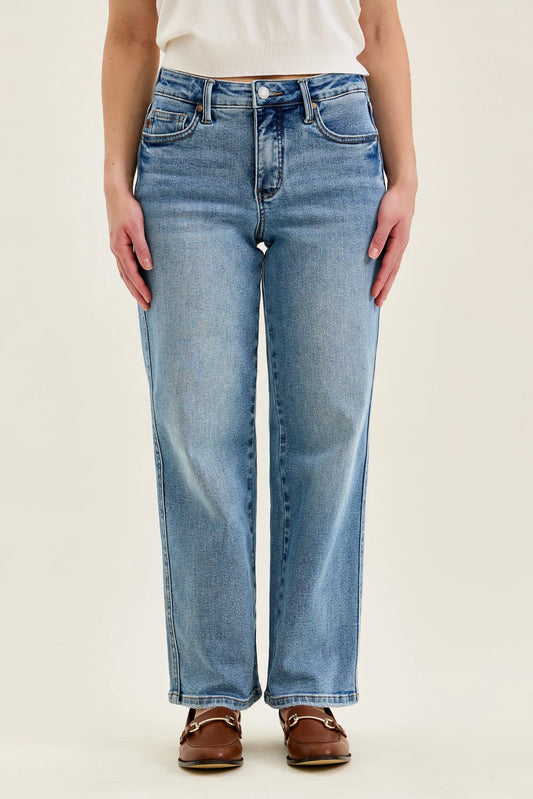Judy Blue Mid Rise (Petite)