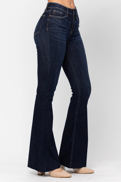 JUDY BLUE RAW HEM FLARE
