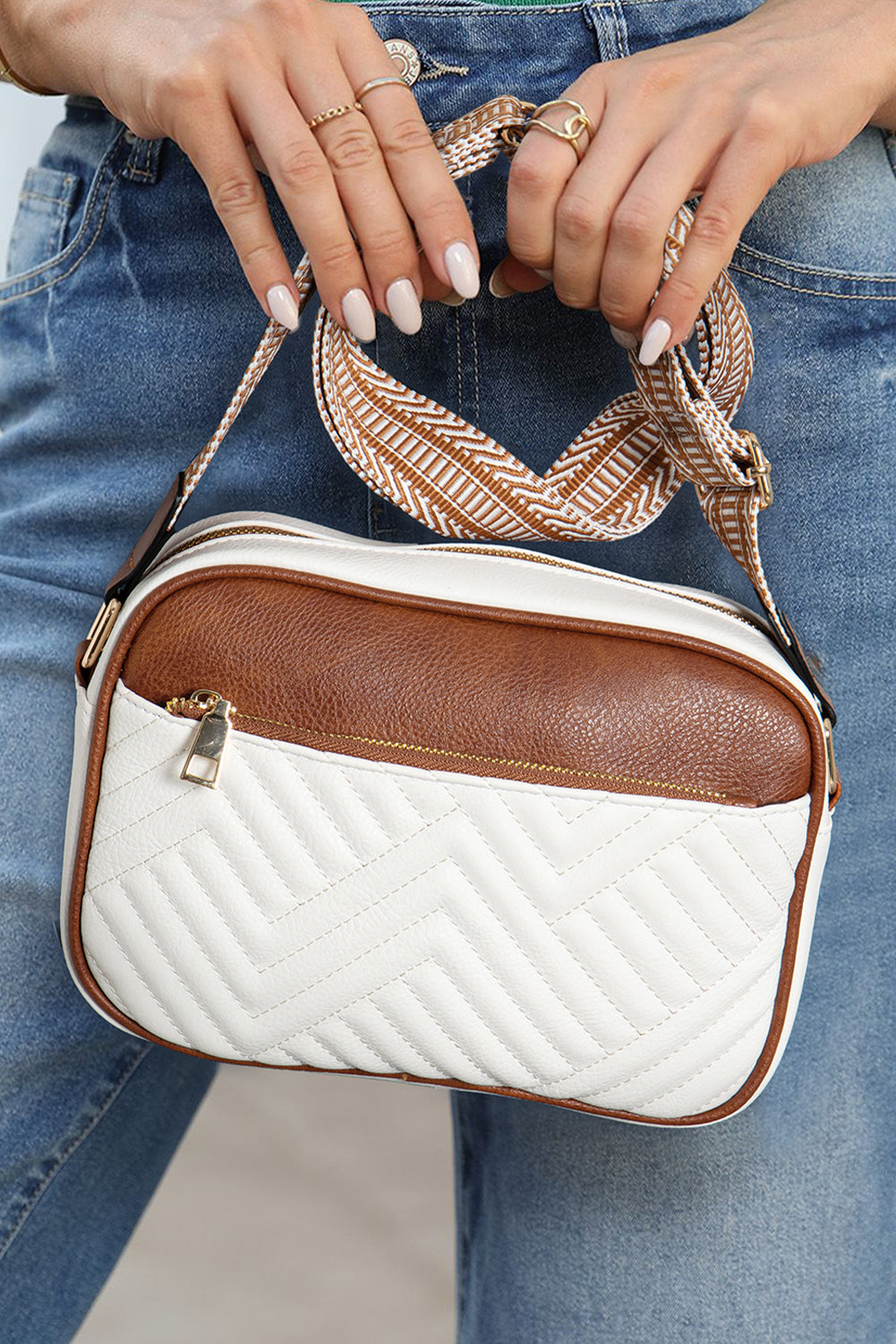 WHITE QUILTED CROSSBODY BAG