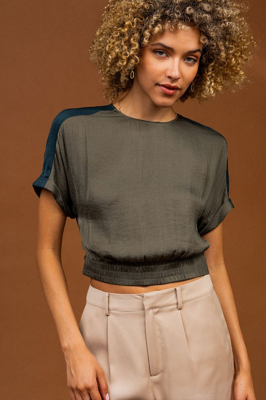 EFFORTLESS ELEGANCE TOP